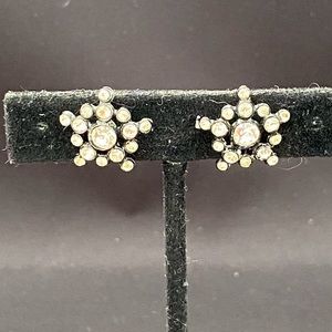 Vintage Nemo star black and rhinestone screw backs